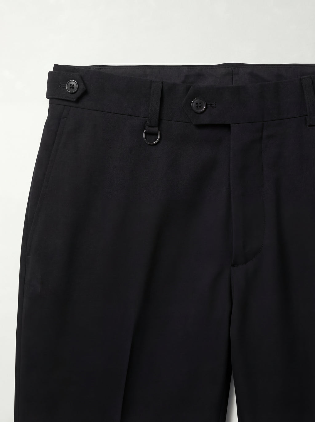 Pantalón tapered