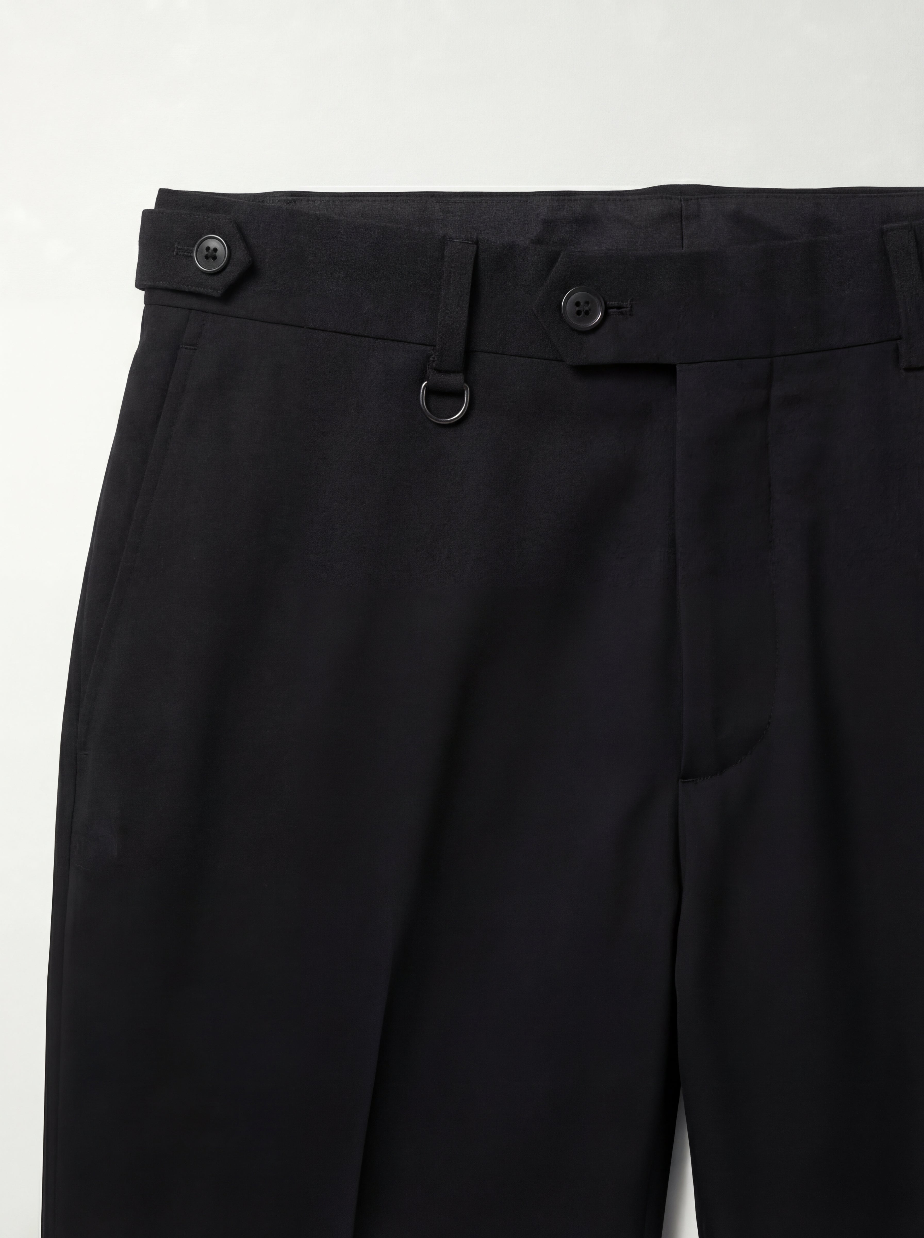 Pantalón tapered